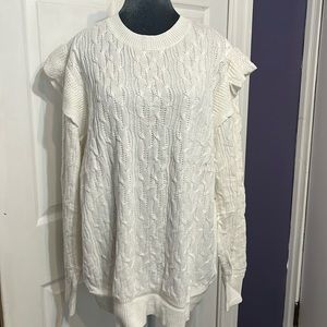 WOMEN’S SZ 2x white sweater. Nib. #242